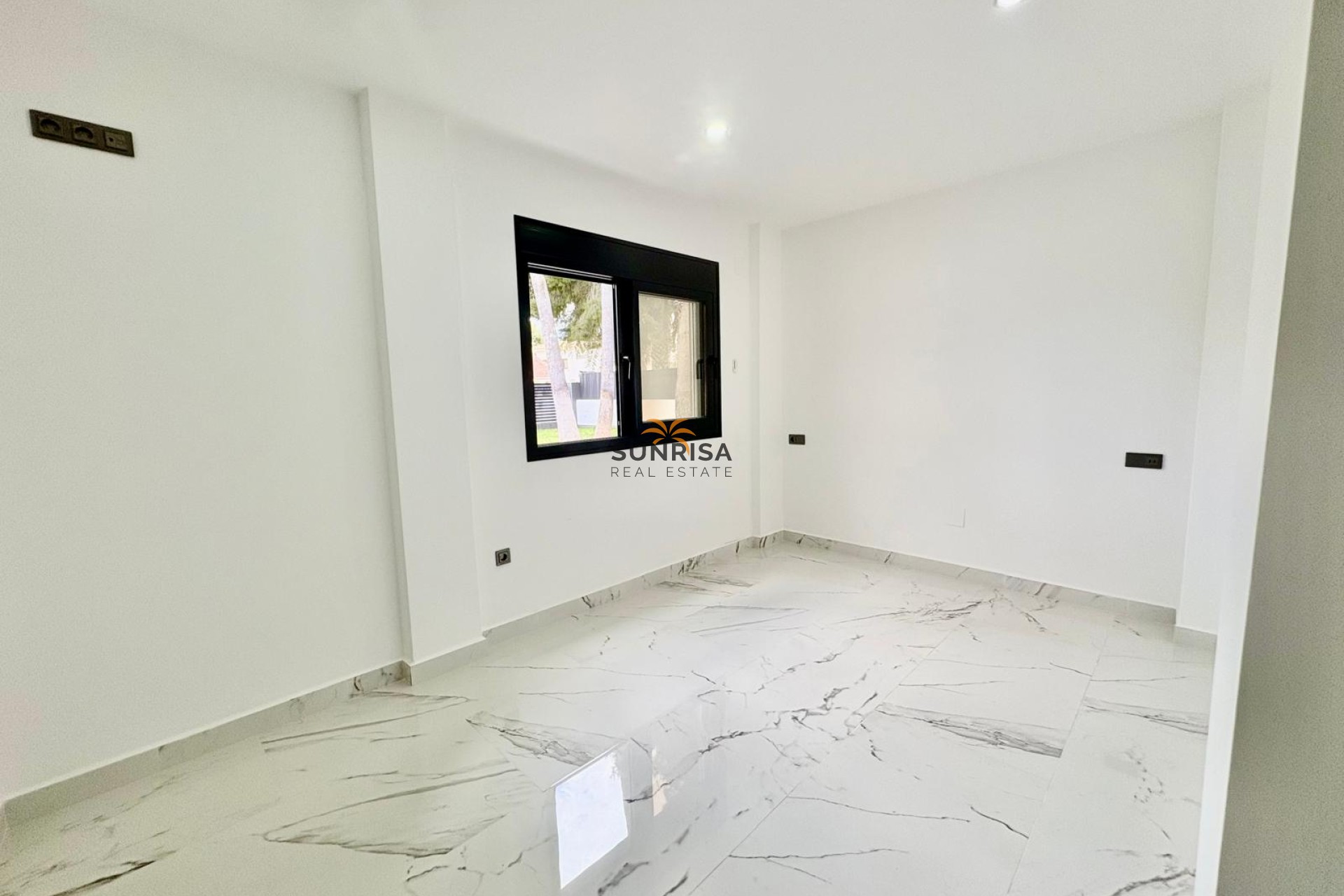 Herverkoop - Villa - Orihuela Costa