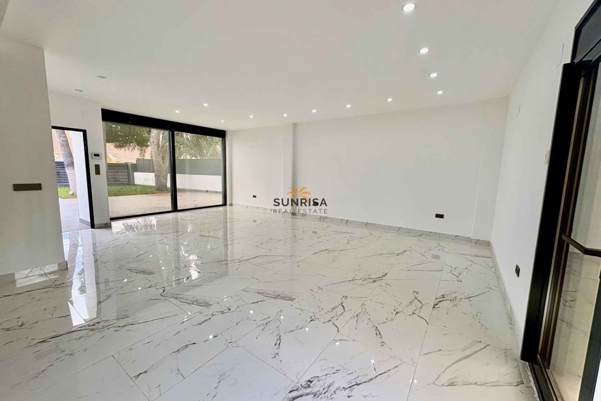 Herverkoop - Villa - Orihuela Costa