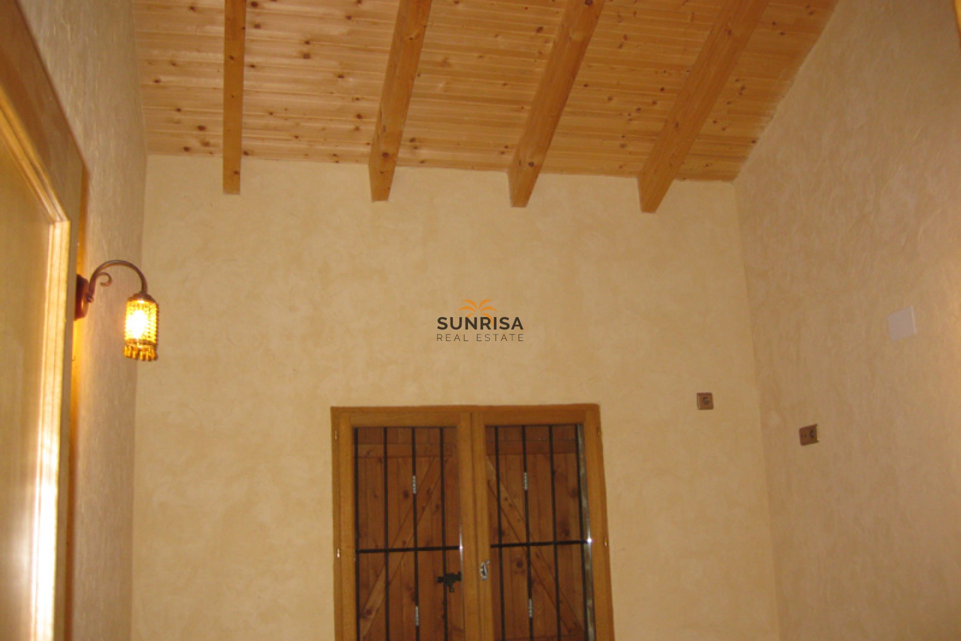 Resale - Villa - Benferri