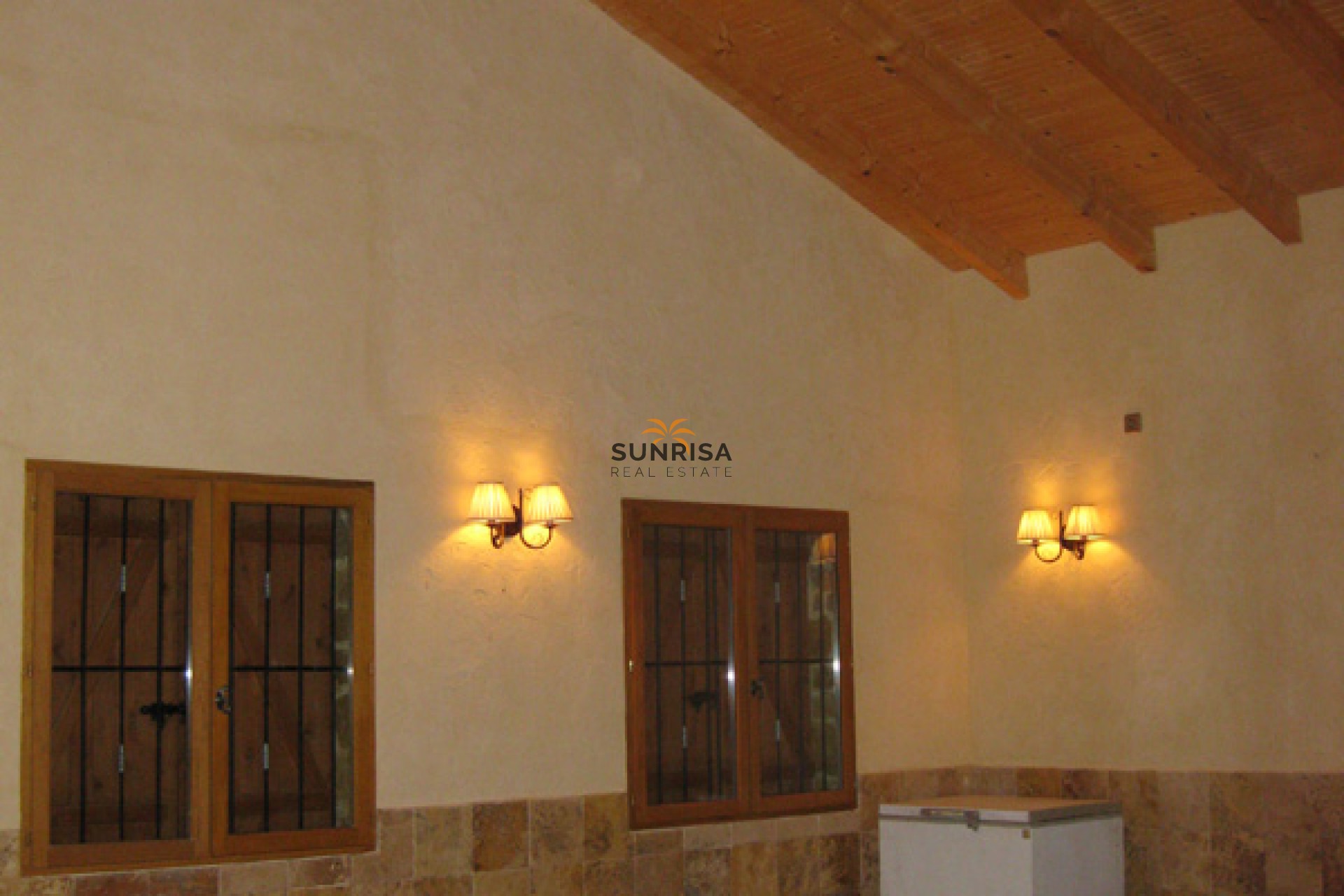Resale - Villa - Benferri