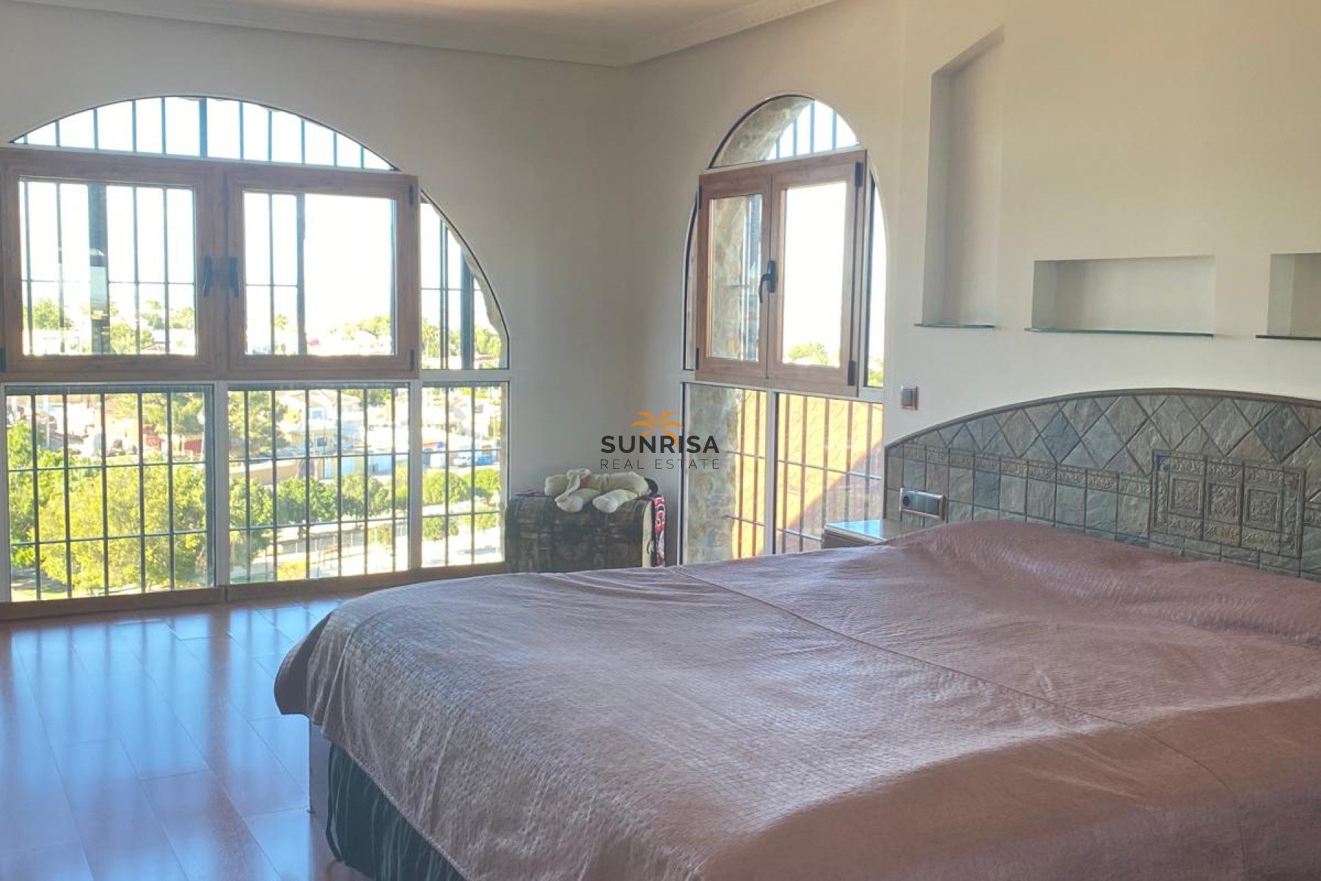Herverkoop - Villa - Torrevieja