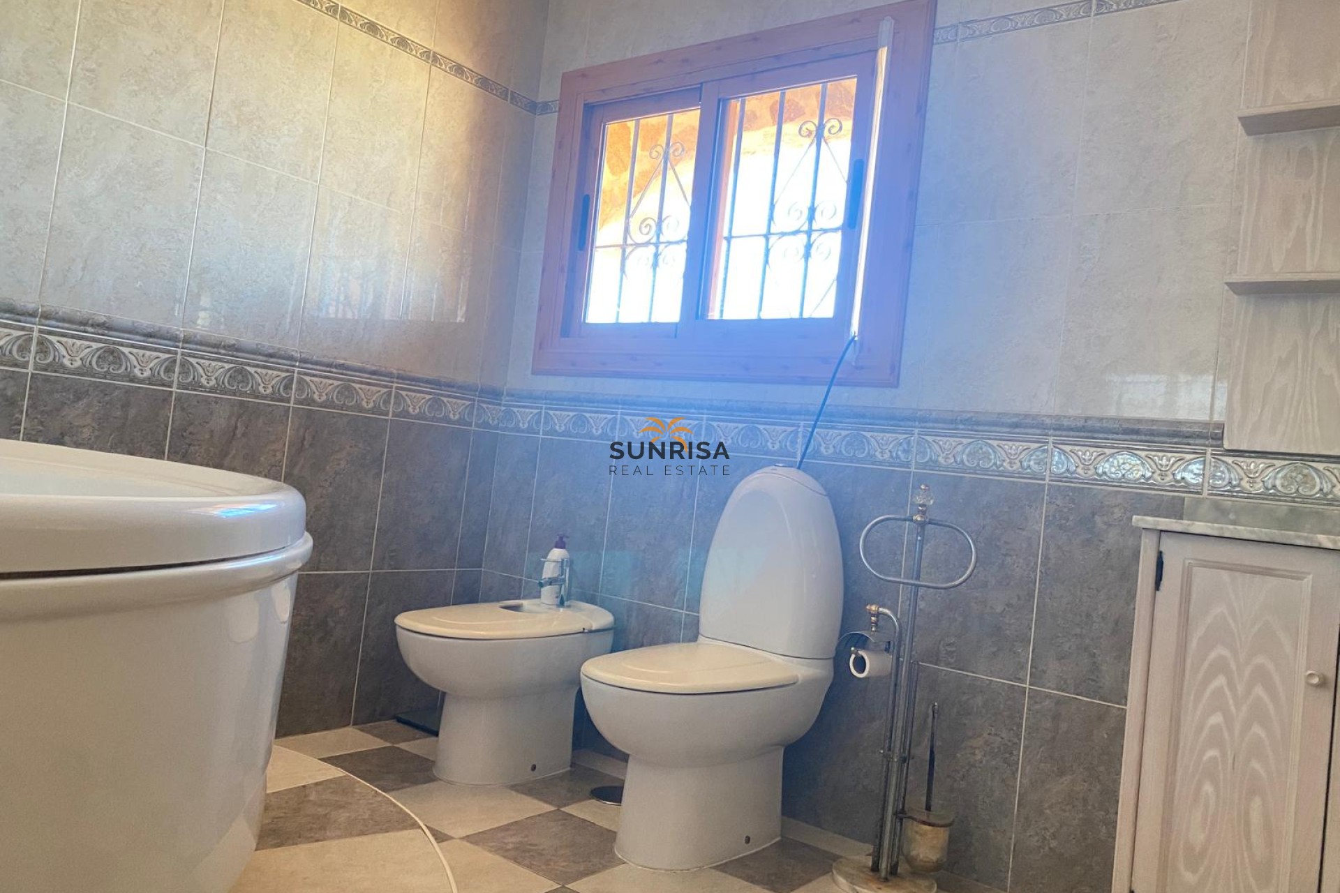 Herverkoop - Villa - Torrevieja