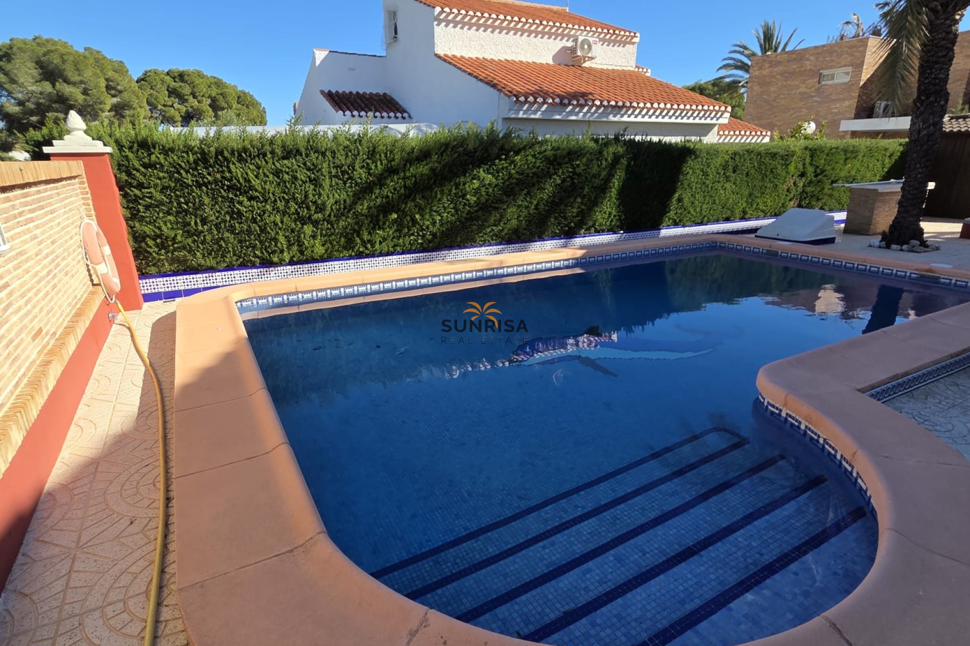 Herverkoop - Villa - Orihuela Costa