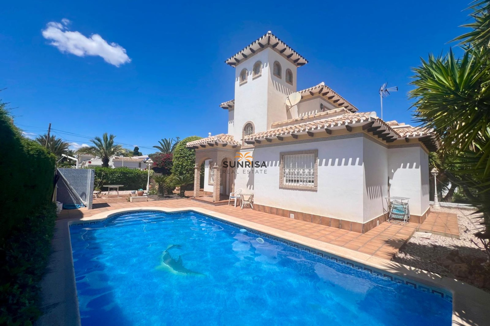 Herverkoop - Villa - Orihuela