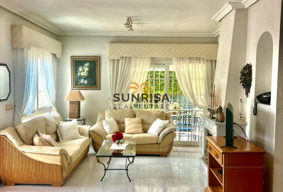 Villa · Revente - Orihuela · Orihuela Costa · Alicante · Espagne