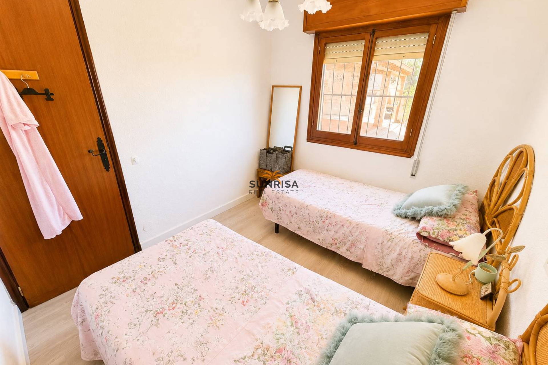 Resale - Semi-detached house - Torrevieja
