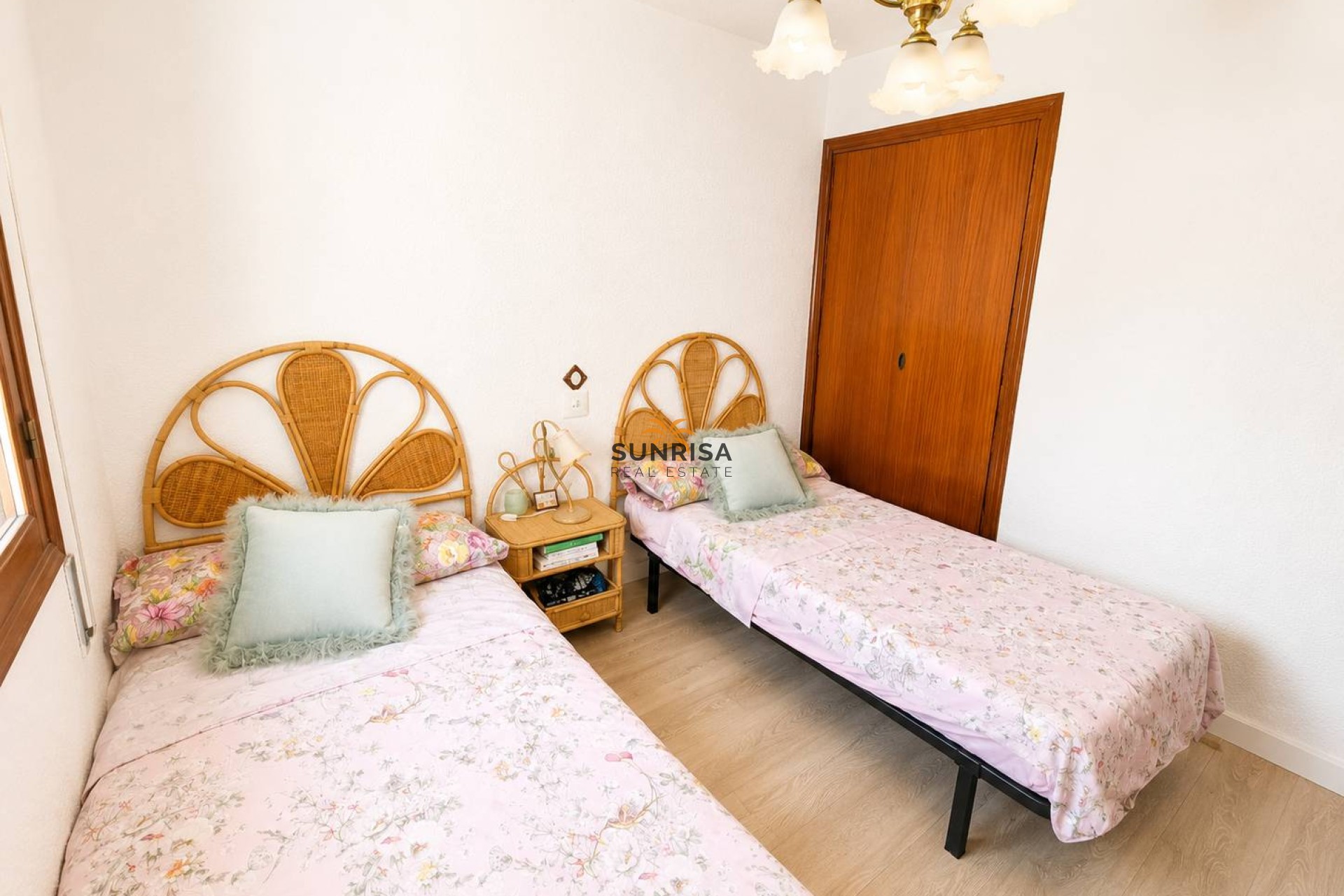 Resale - Semi-detached house - Torrevieja