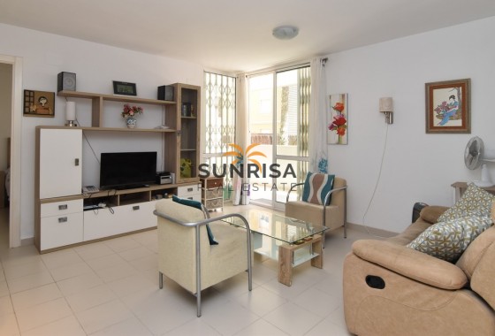 Apartment · Resale - Guardamar del Segura · Alicante · Spain