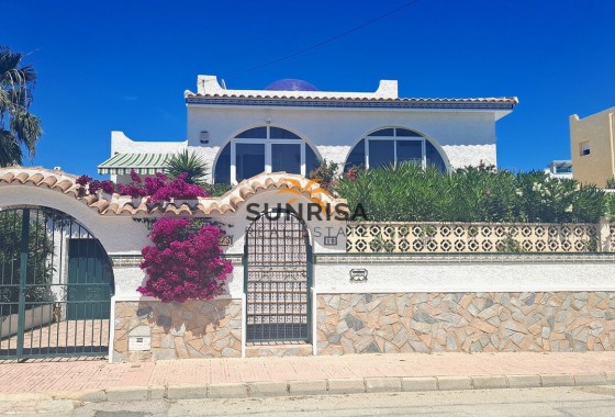 Villa · Resale - Orihuela Costa · Villamartín · Alicante · Spain