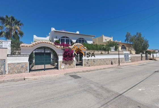 Villa · Resale - Orihuela Costa · Villamartín · Alicante · Spain
