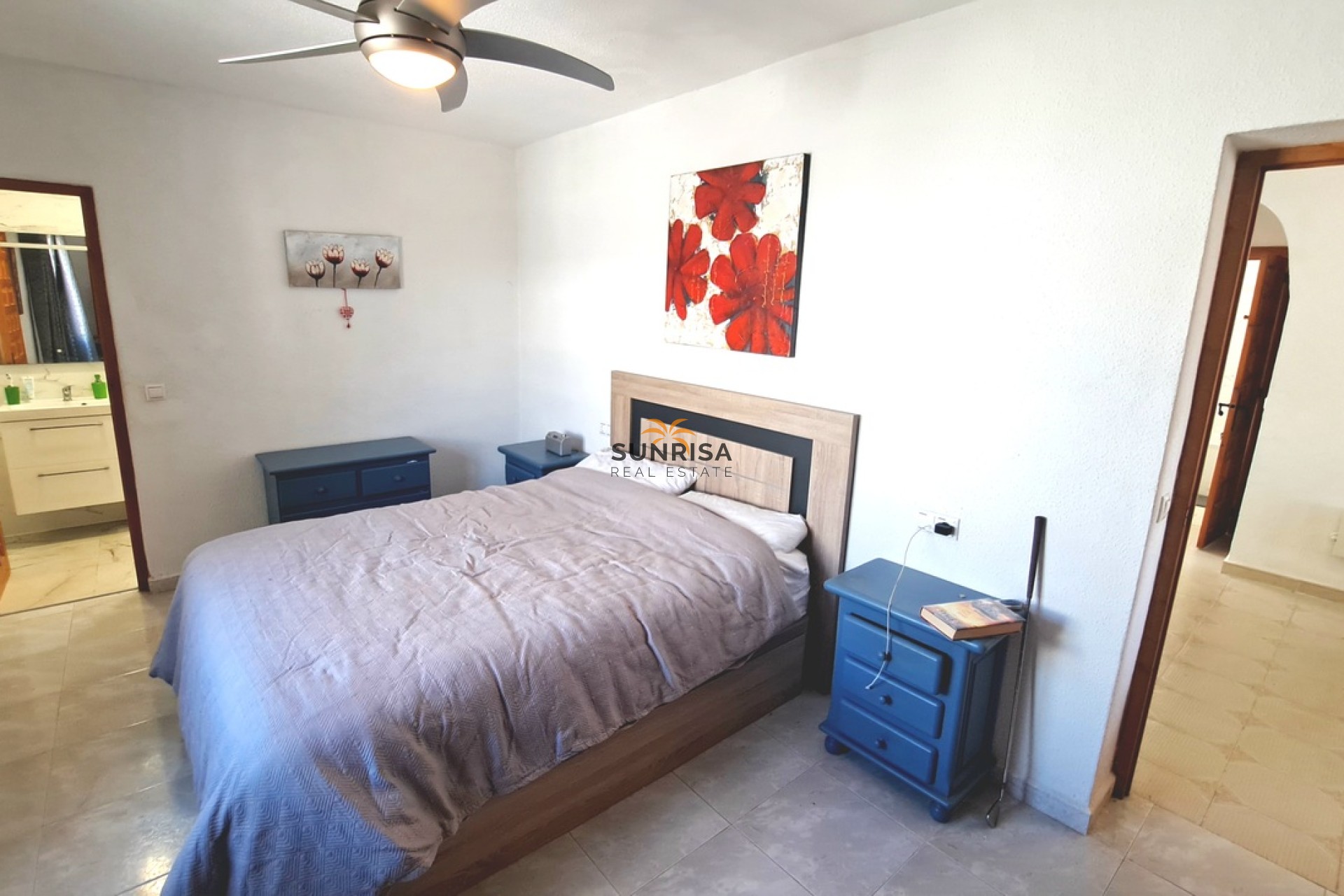 Resale - Villa - Orihuela Costa