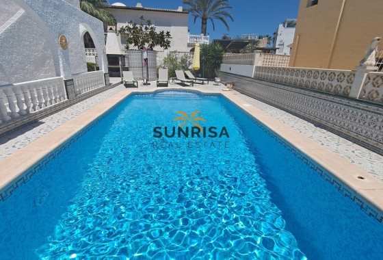 Villa · Resale - Orihuela Costa · Villamartín · Alicante · Spain