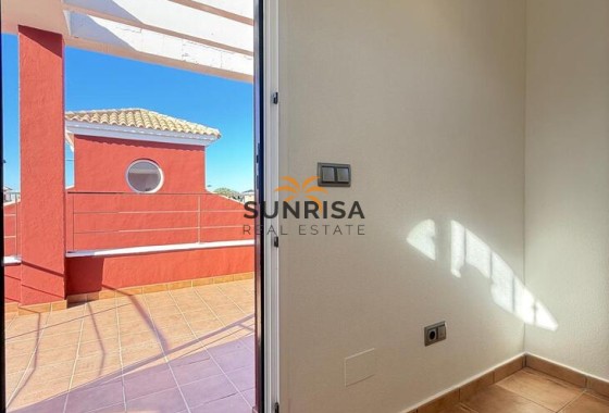 Twee-onder-een-kapwoning · Herverkoop - Pilar de la Horadada · La Torre De La Horadada · Alicante · Spanje