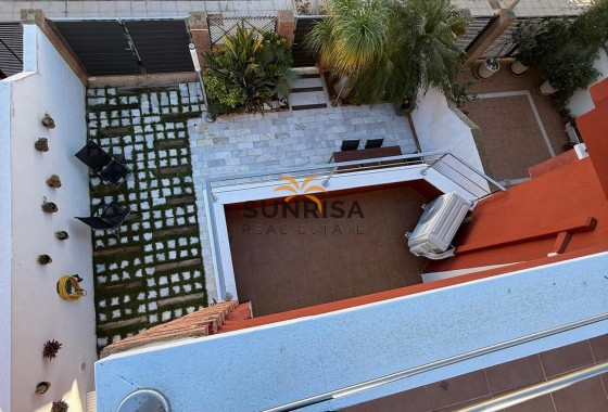 Twee-onder-een-kapwoning · Herverkoop - Pilar de la Horadada · La Torre De La Horadada · Alicante · Spanje