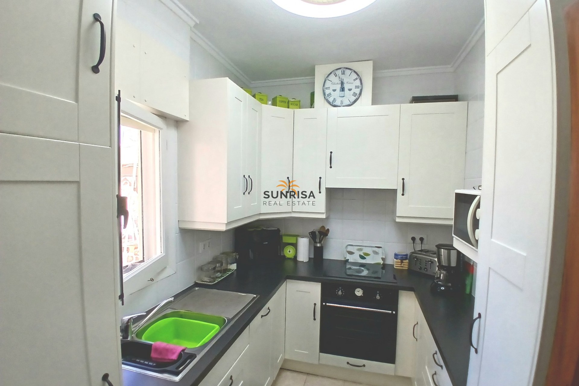 Resale - Villa - Orihuela Costa