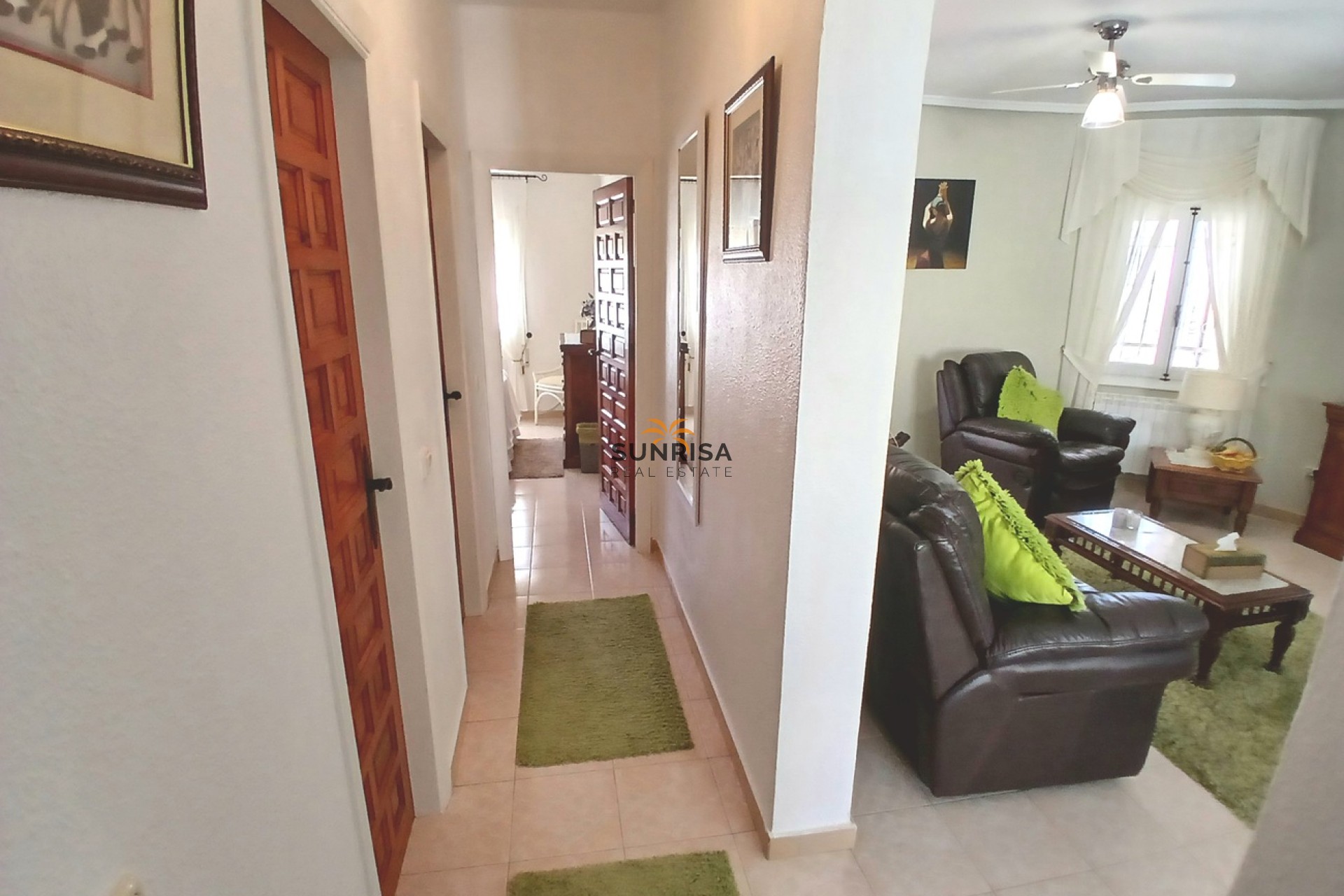 Resale - Villa - Orihuela Costa