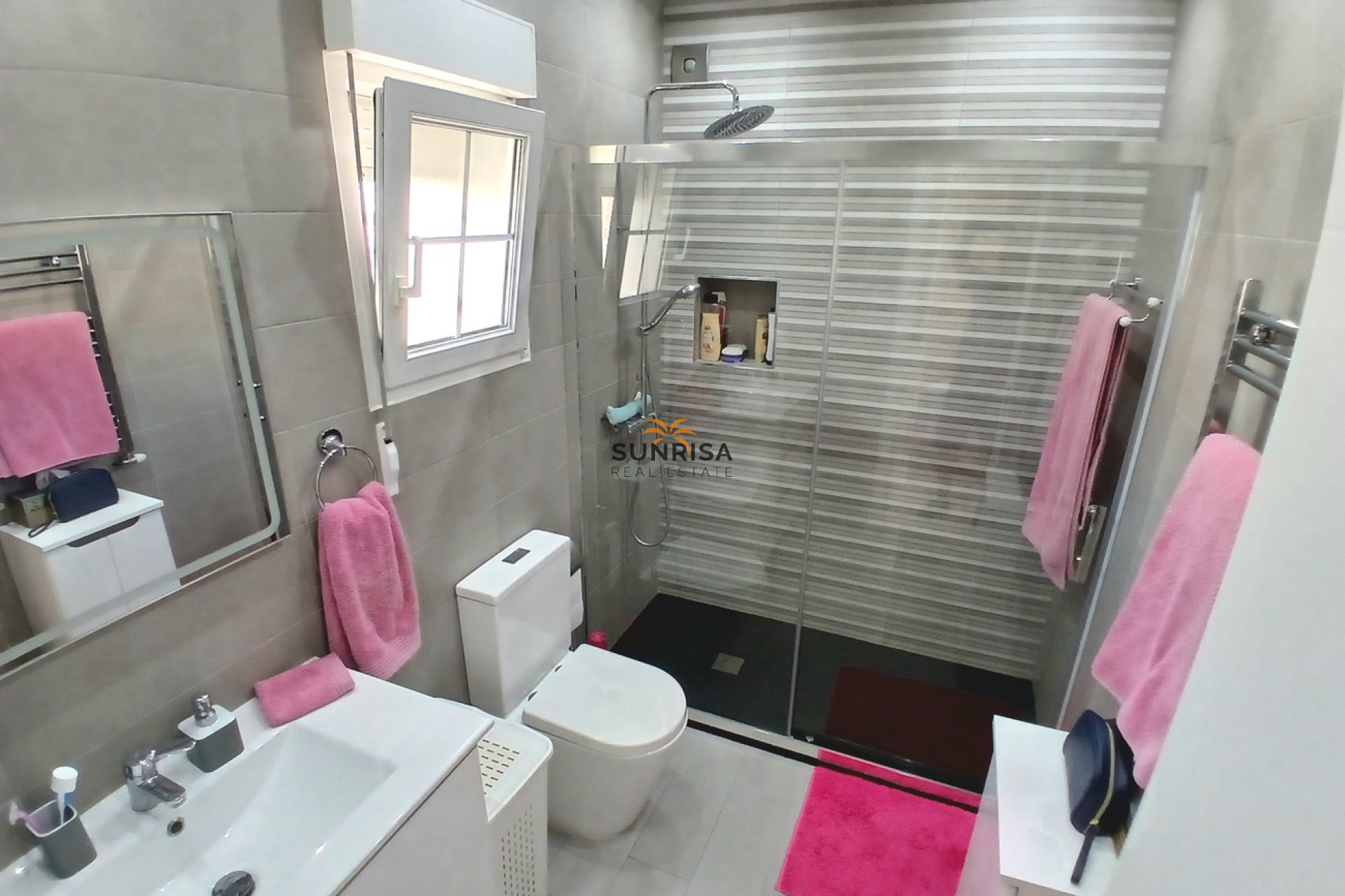 Resale - Villa - Orihuela Costa