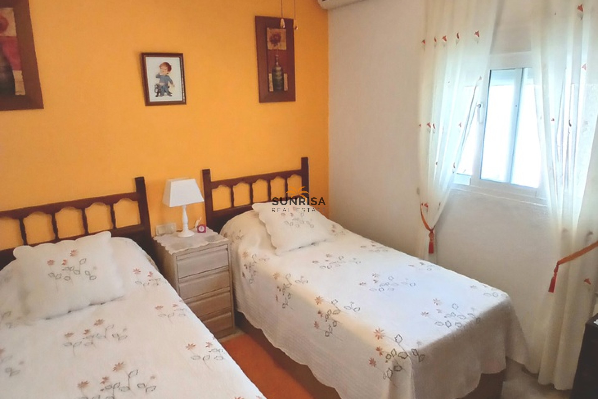 Resale - Villa - Orihuela Costa