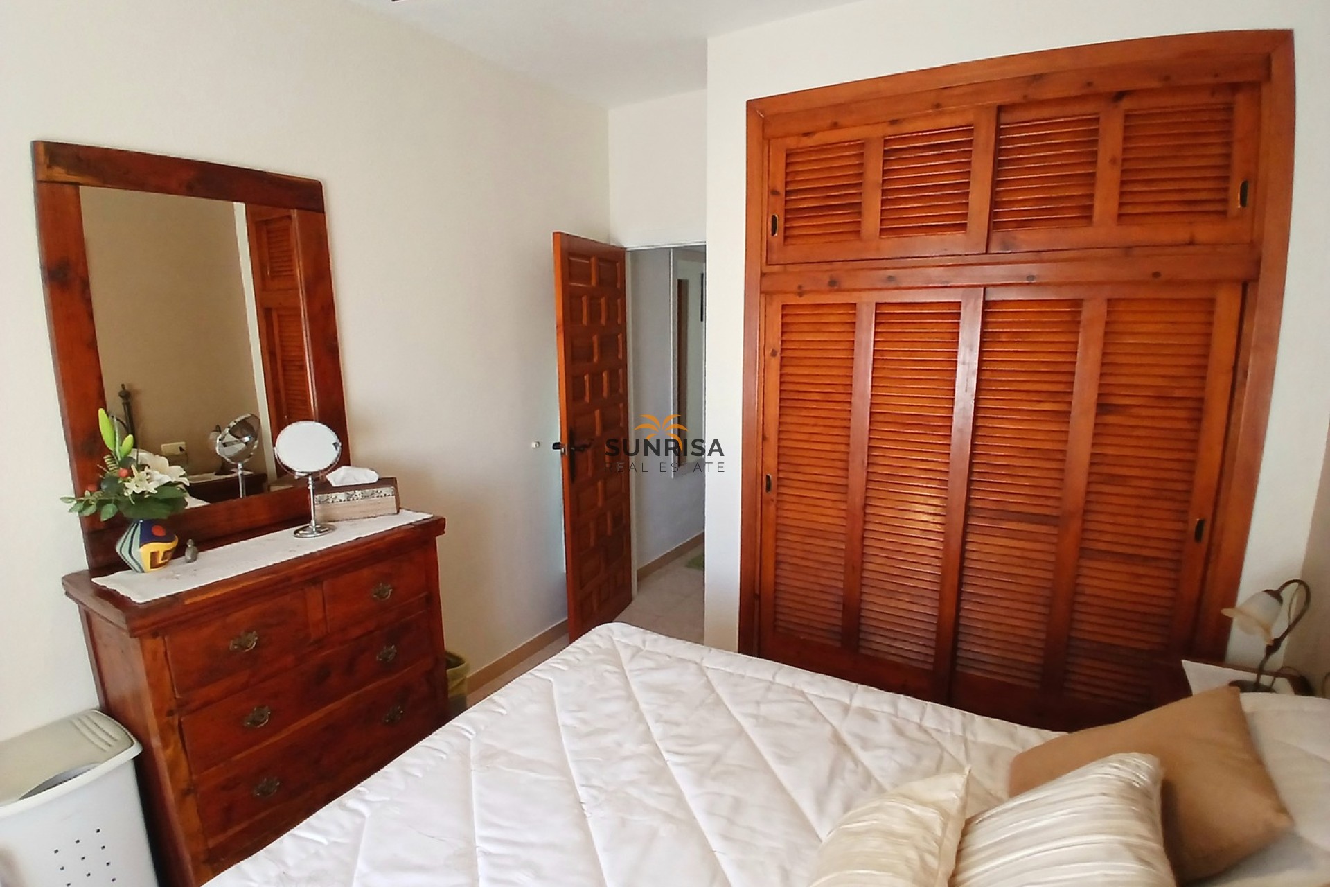 Resale - Villa - Orihuela Costa