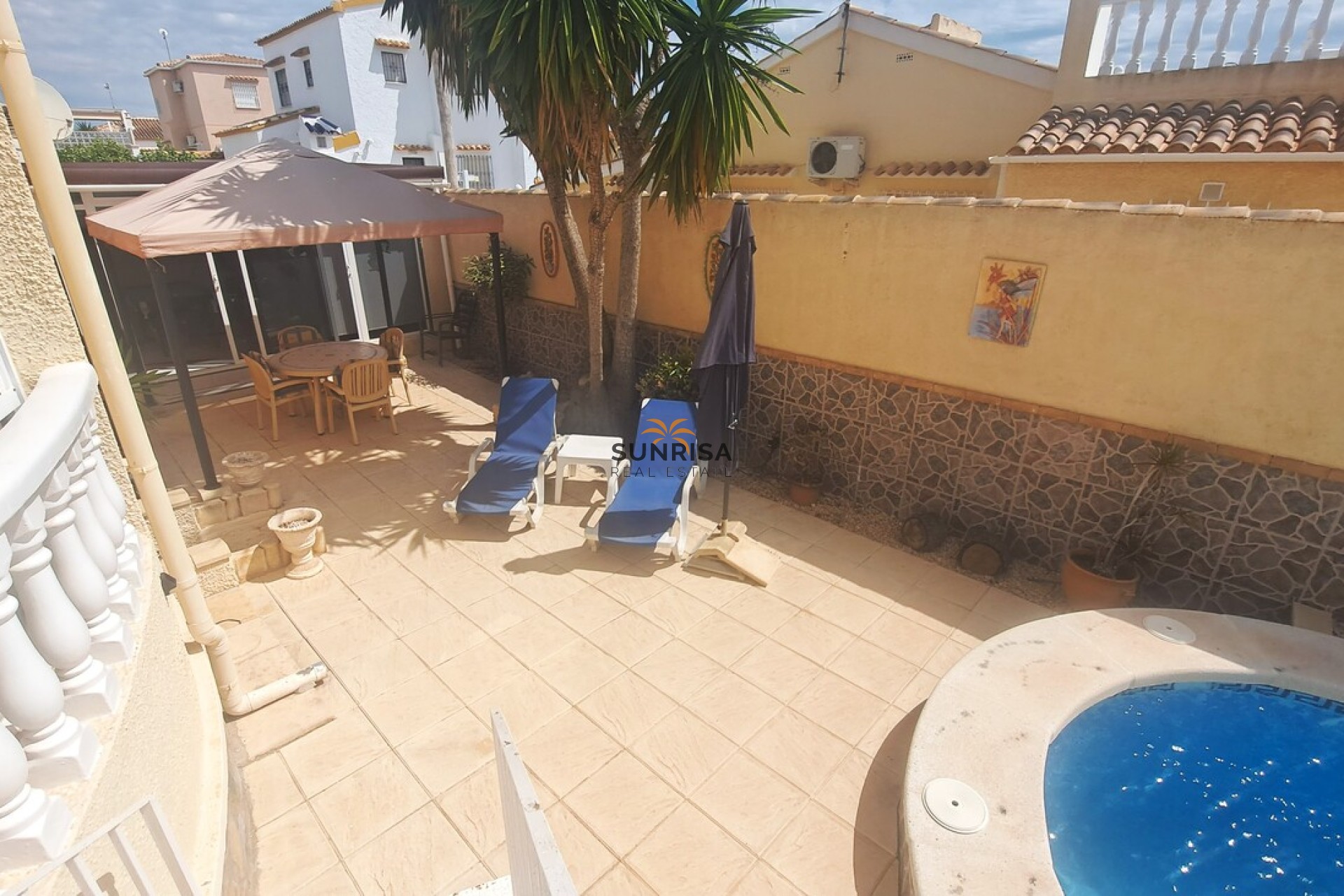 Resale - Villa - Orihuela Costa