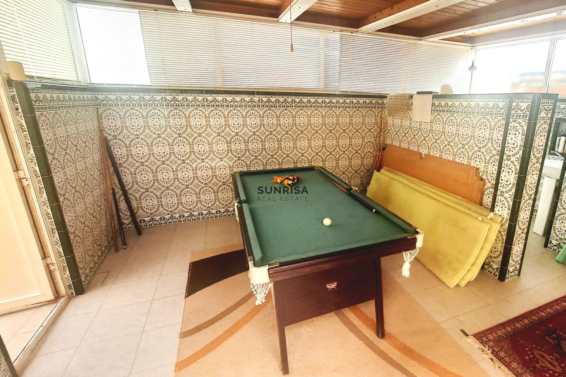 Resale - Villa - Orihuela Costa