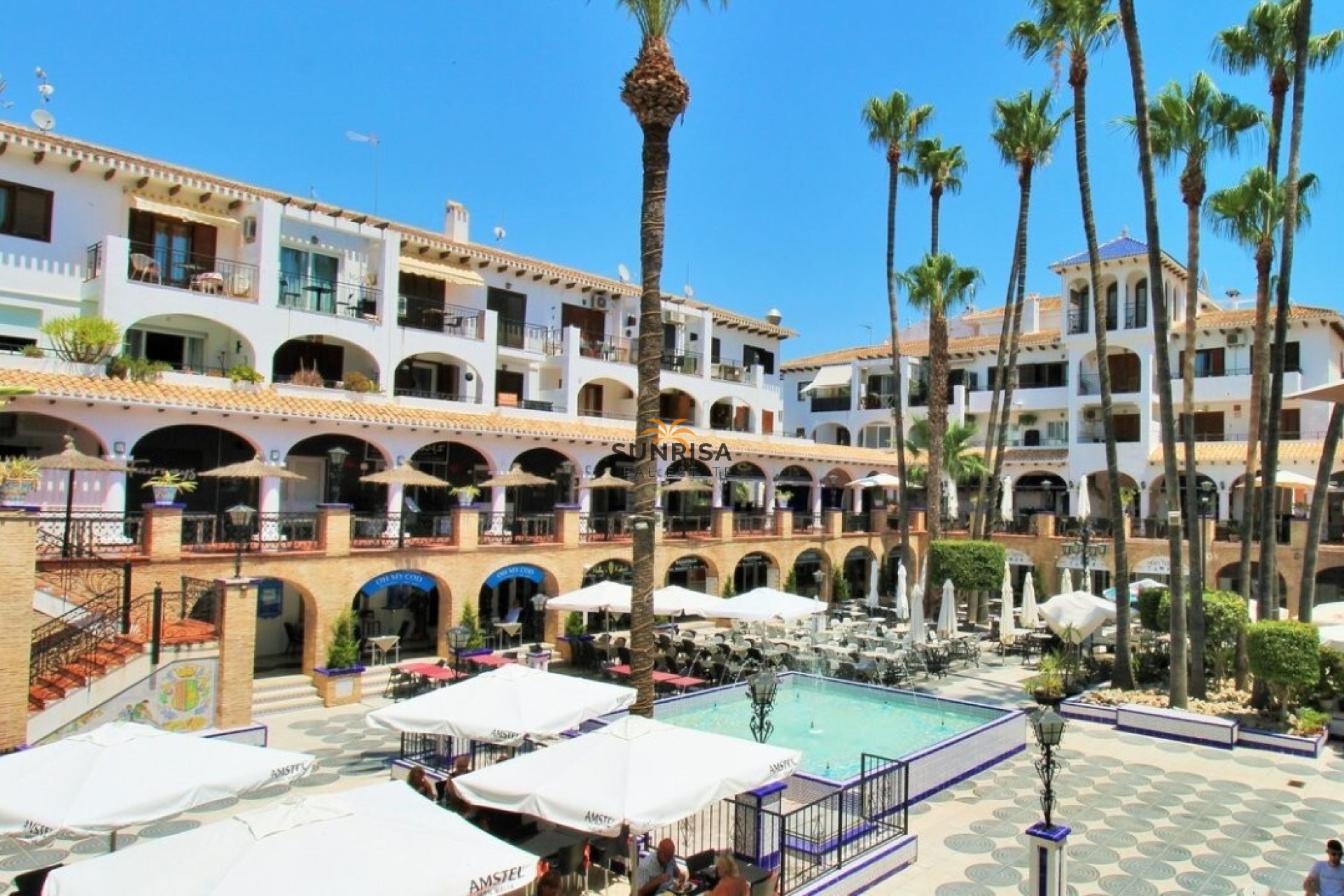 Resale - Villa - Orihuela Costa