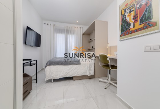 Townhouse · Resale - Orihuela Costa · Villamartín · Alicante · Spain