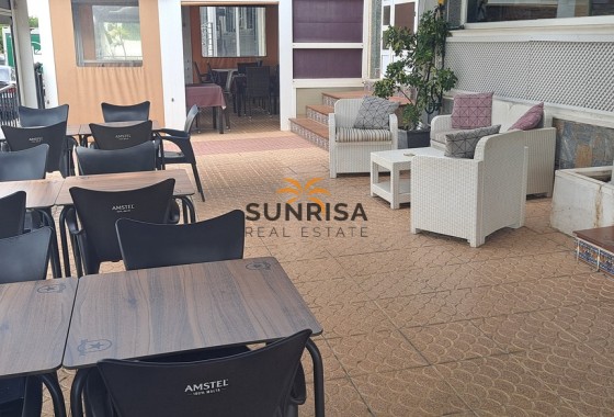 Commercial premises · Resale - Orihuela Costa · Villamartín · Alicante · Spain