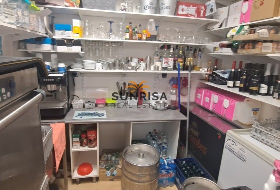 Commercial premises · Resale - Orihuela Costa · Villamartín · Alicante · Spain