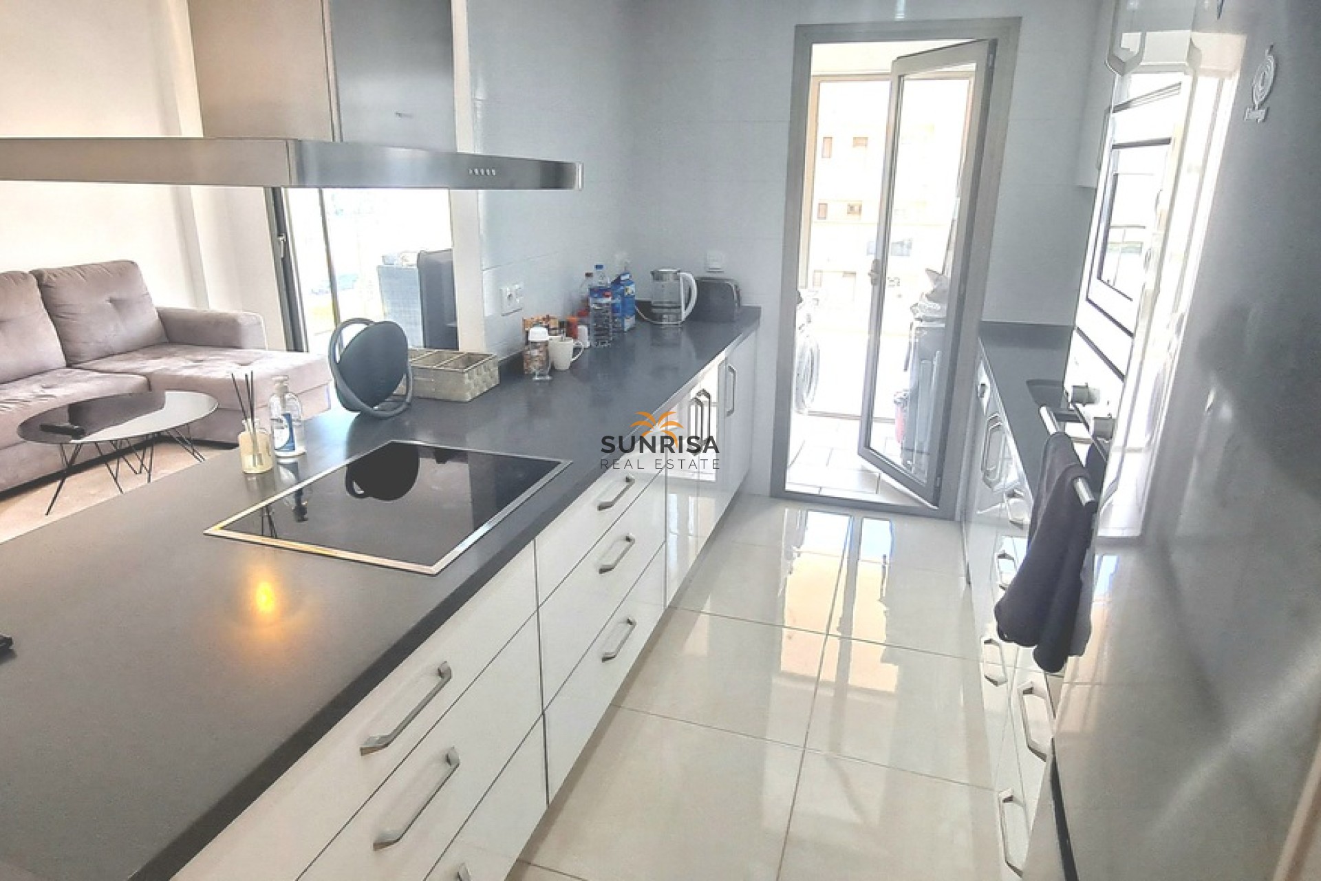 Resale - Apartment - Orihuela Costa