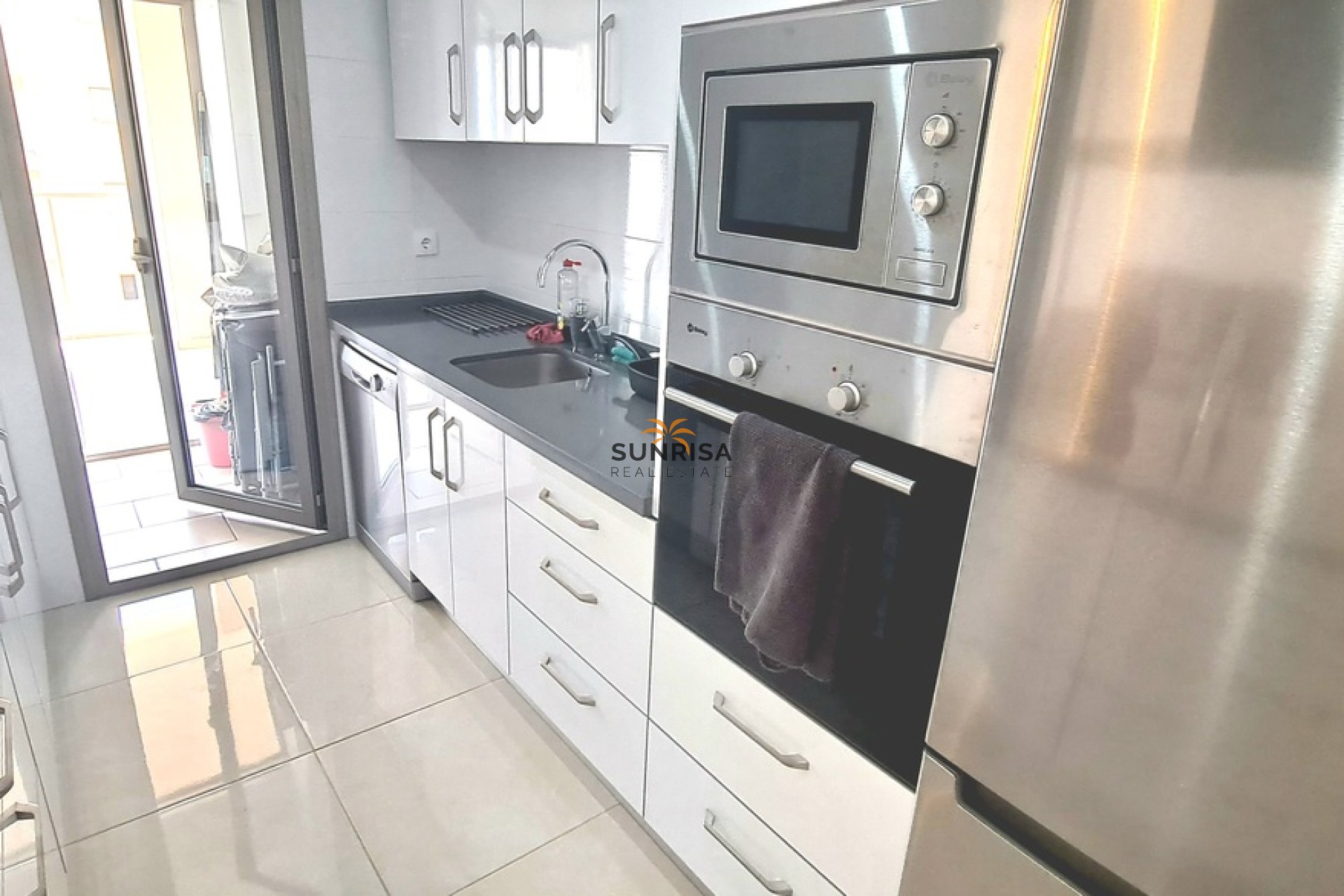 Resale - Apartment - Orihuela Costa