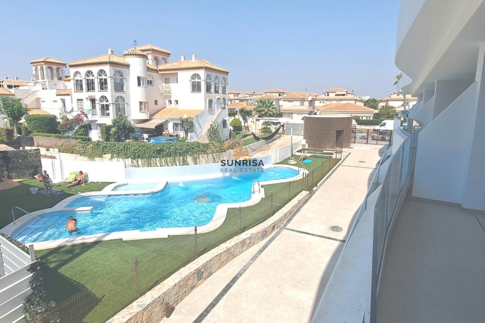 Resale - Apartment - Orihuela Costa