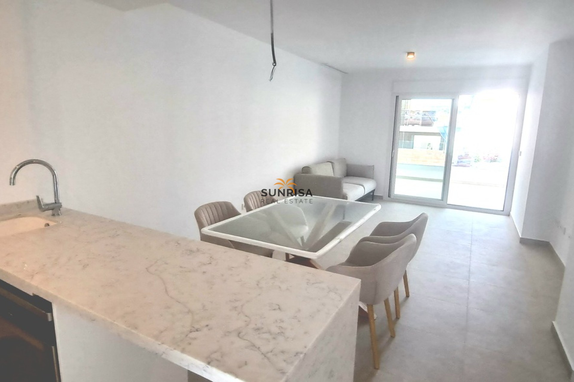 Resale - Apartment - Orihuela Costa