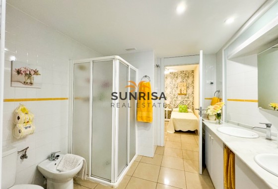 Apartment · Resale - Orihuela Costa · Playa Flamenca · Alicante · Spain