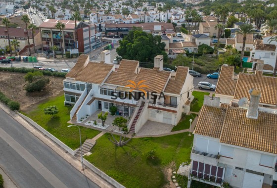 Bungalow · Herverkoop - Orihuela Costa · Villamartín - Las Filipinas · Alicante · Spanje