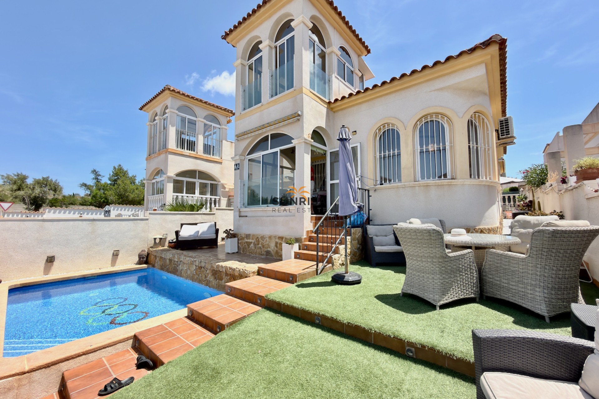 Resale - Villa - Benimar