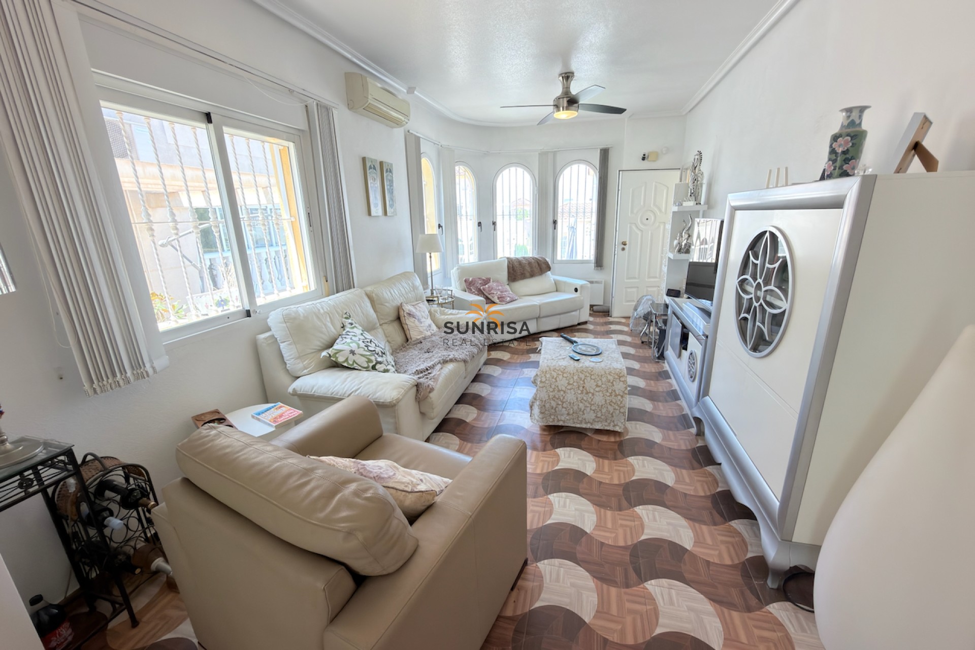 Resale - Villa - Benimar
