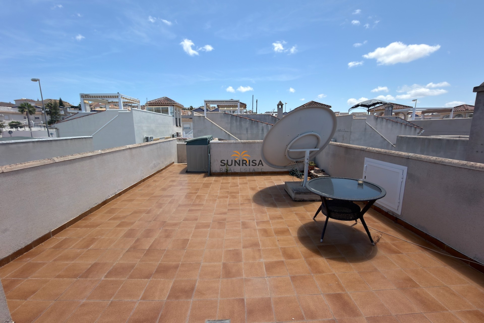 Resale - Villa - Benimar