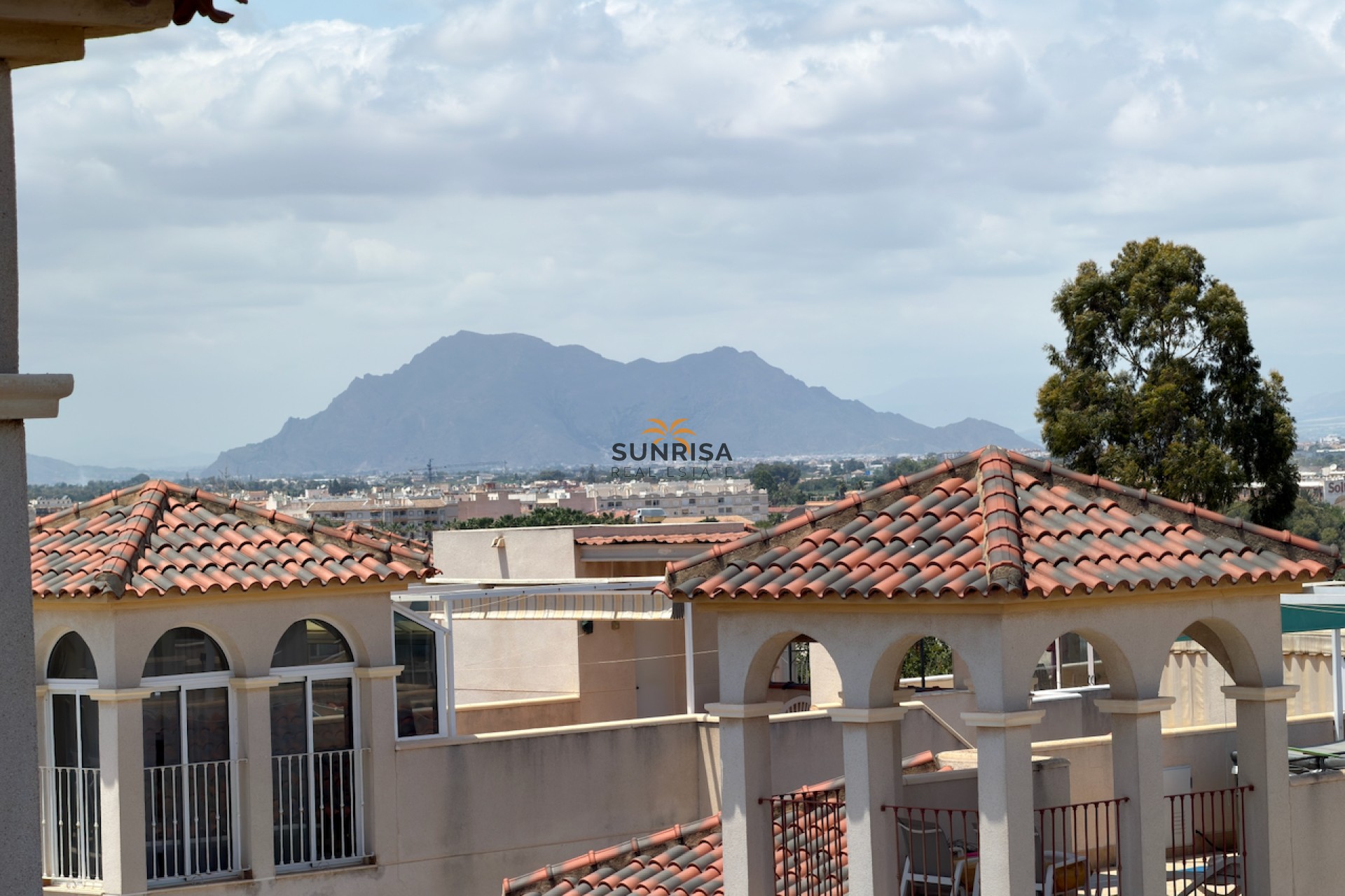 Resale - Villa - Benimar