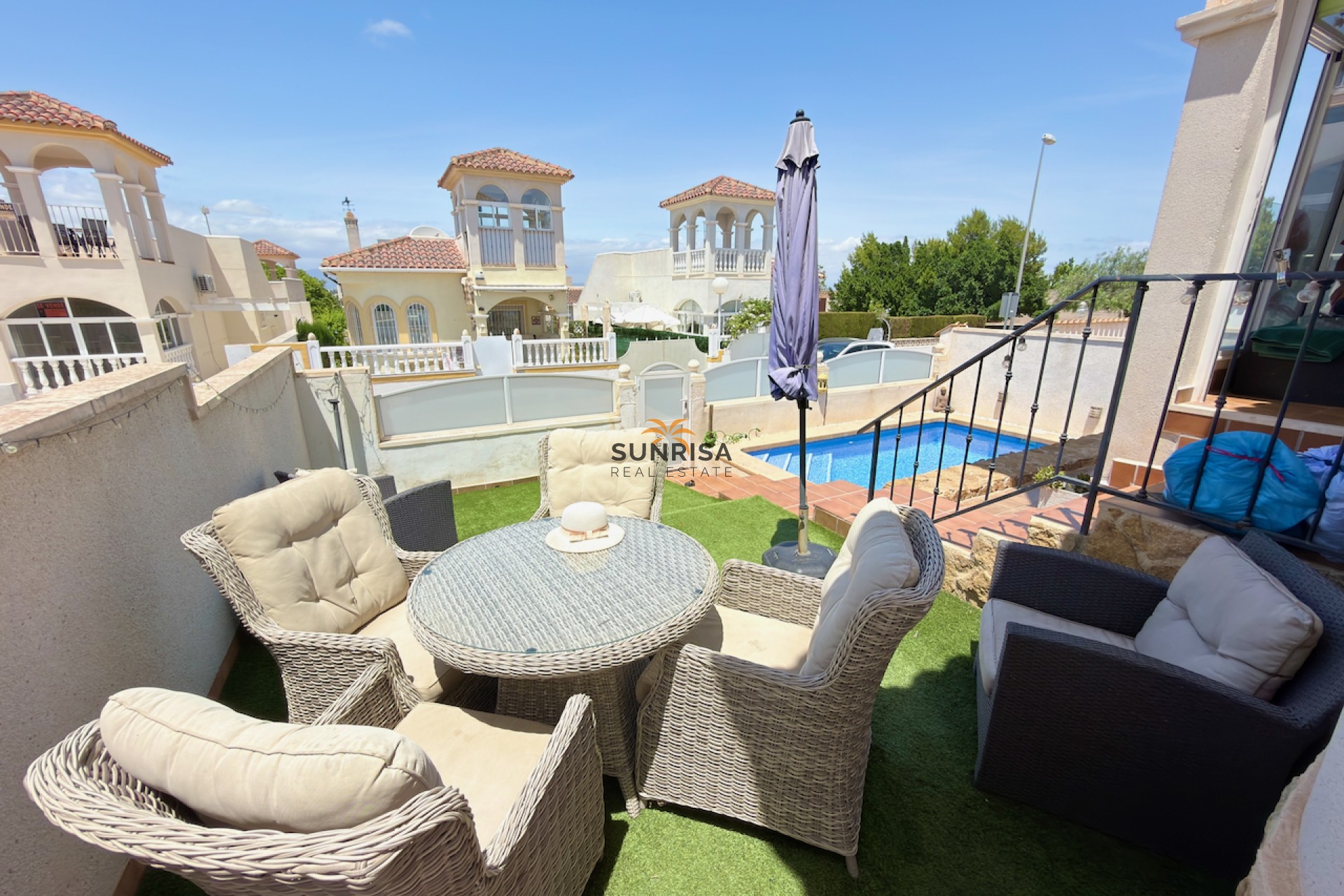 Resale - Villa - Benimar