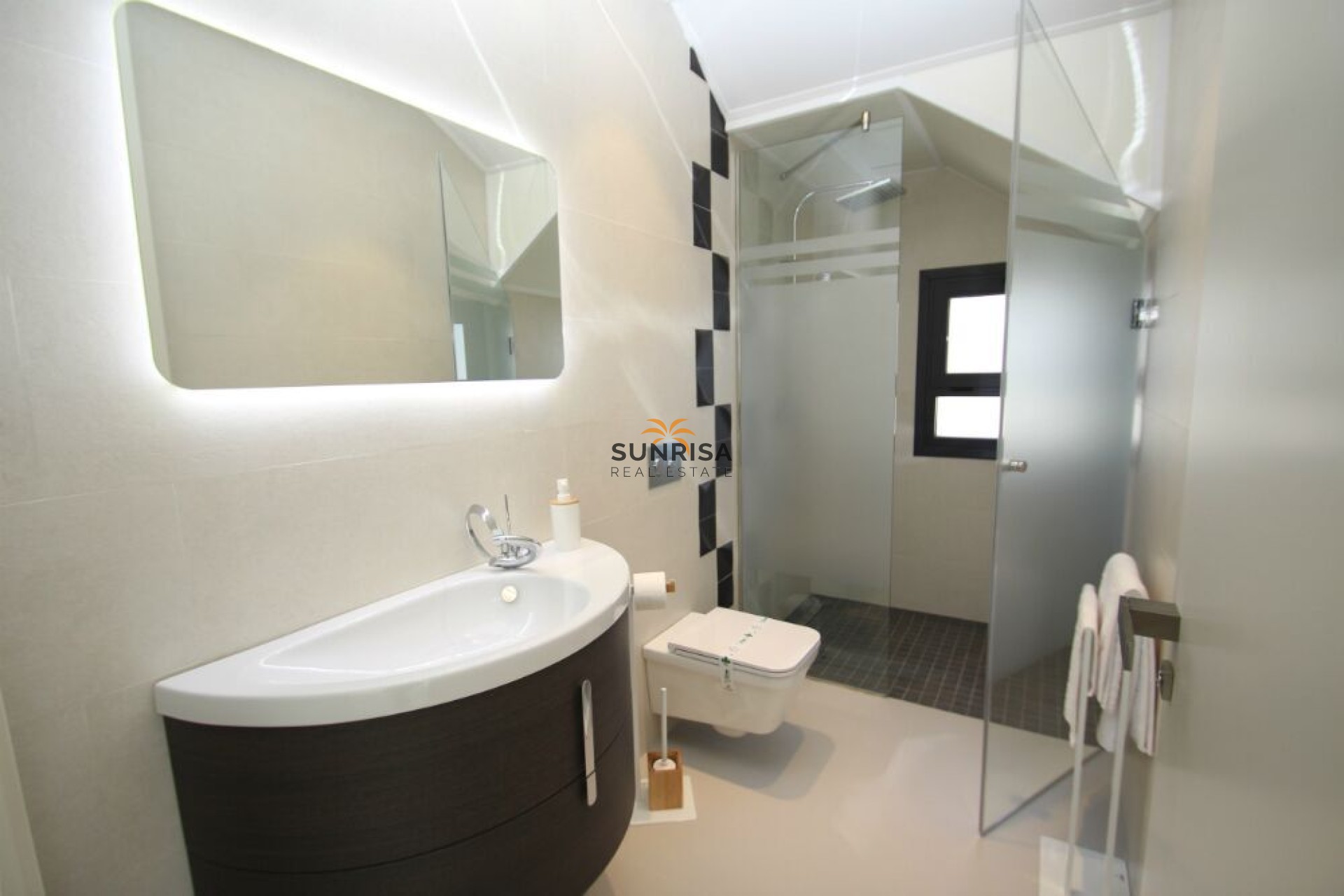 Nieuwbouwwoningen - Villa - San Miguel de Salinas