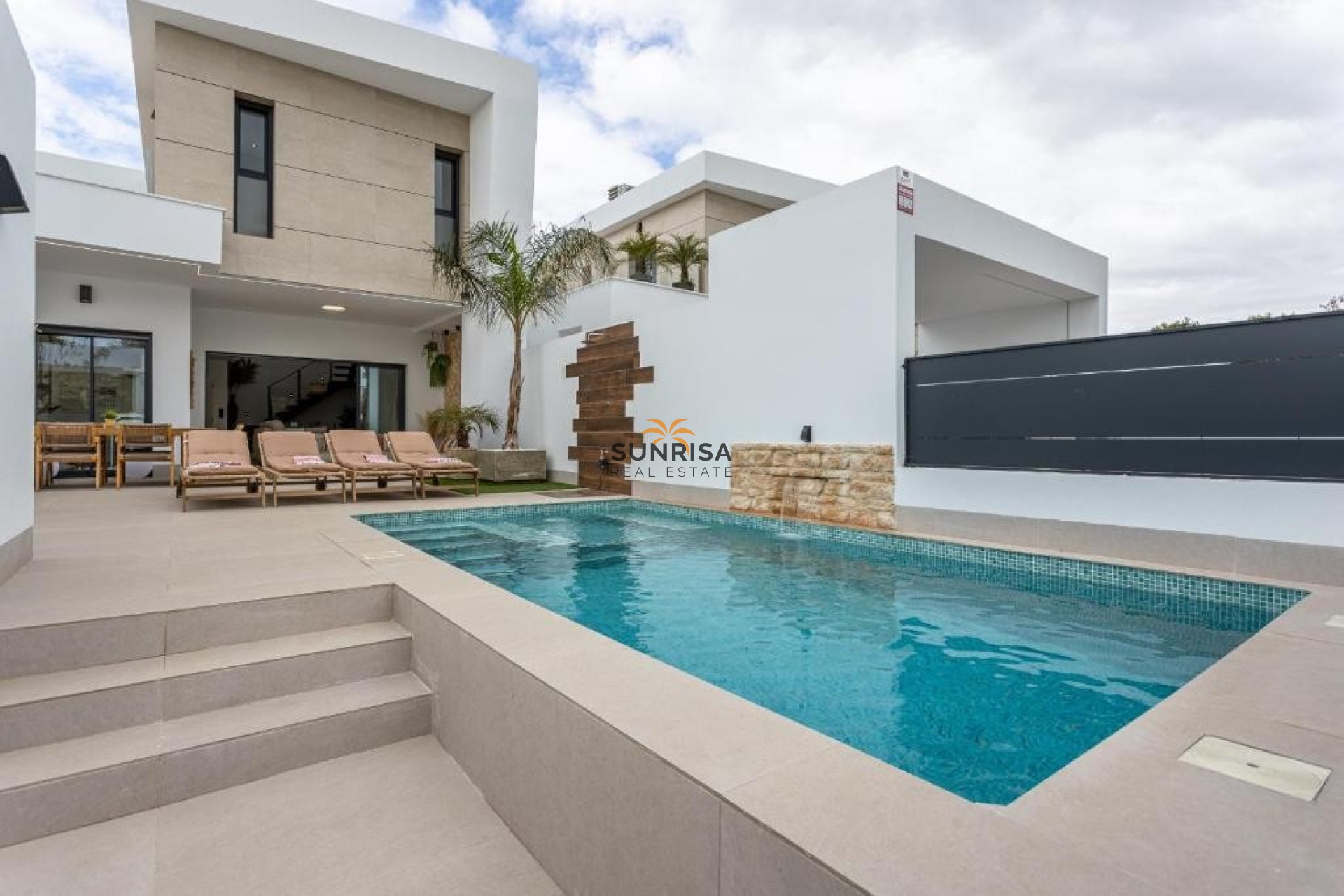 Reventa - Villa - Dolores