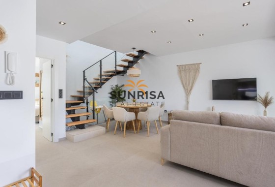 Villa · Resale - Dolores · Alicante · Spain