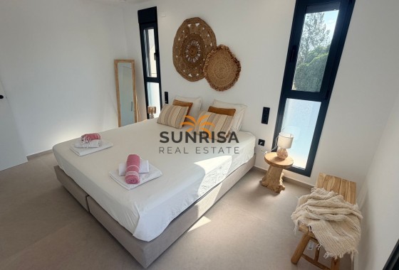 Villa · Resale - Dolores · Alicante · Spain