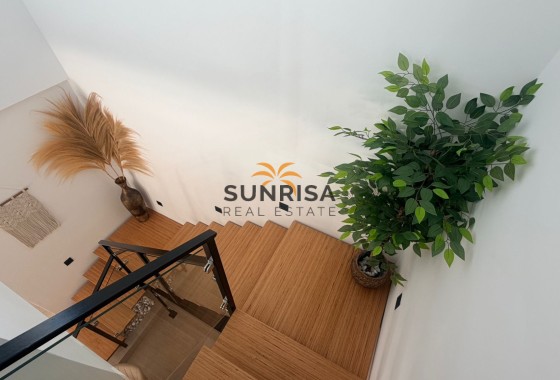 Villa · Resale - Dolores · Alicante · Spain