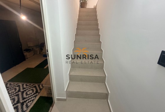 Villa · Resale - Dolores · Alicante · Spain