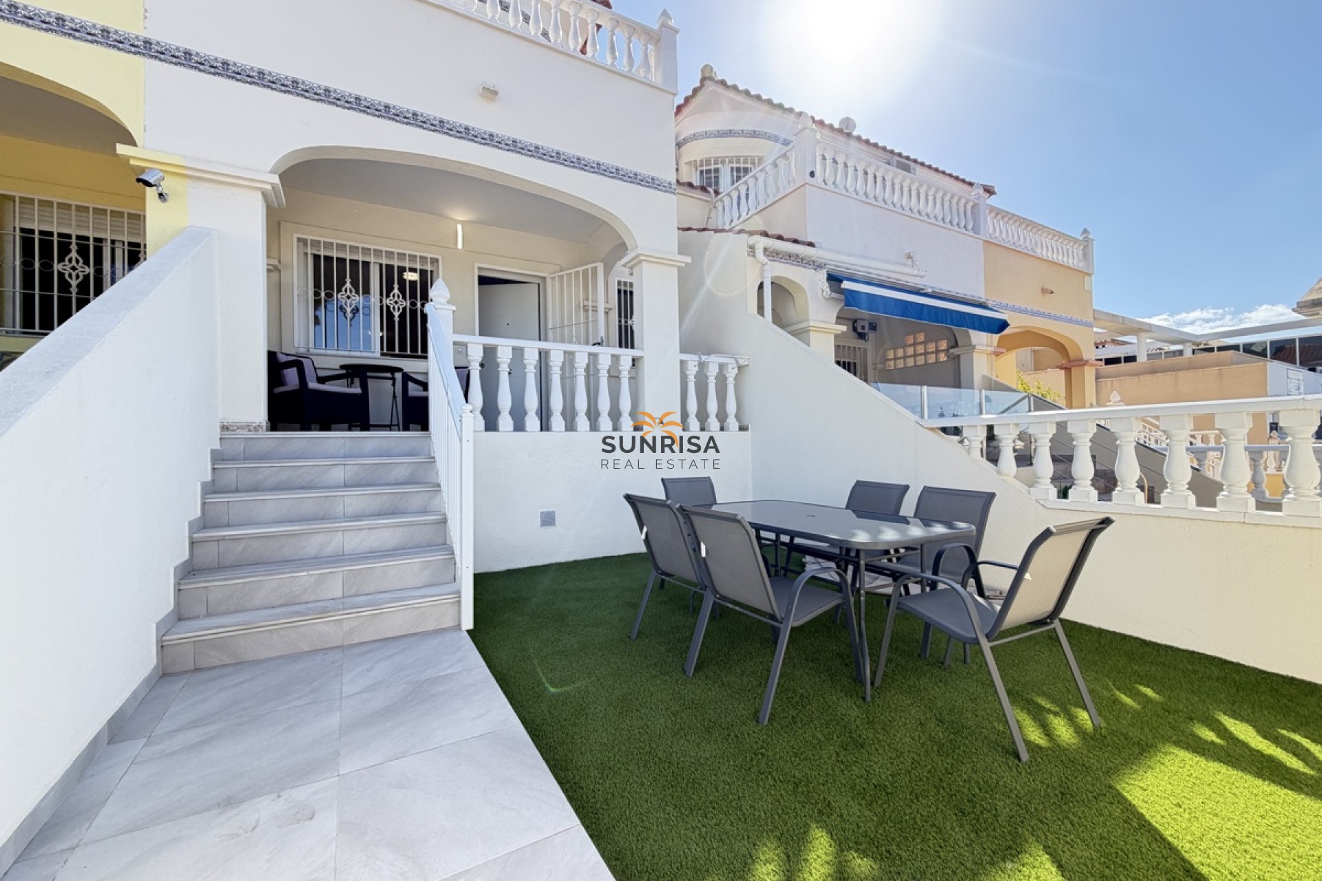 Resale - Townhouse - Villamartin