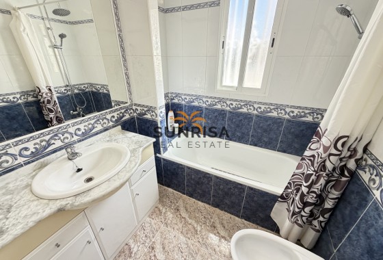 Townhouse · Resale - Villamartin · Alicante · Spain