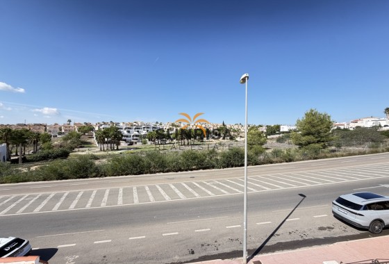 Townhouse · Resale - Villamartin · Alicante · Spain
