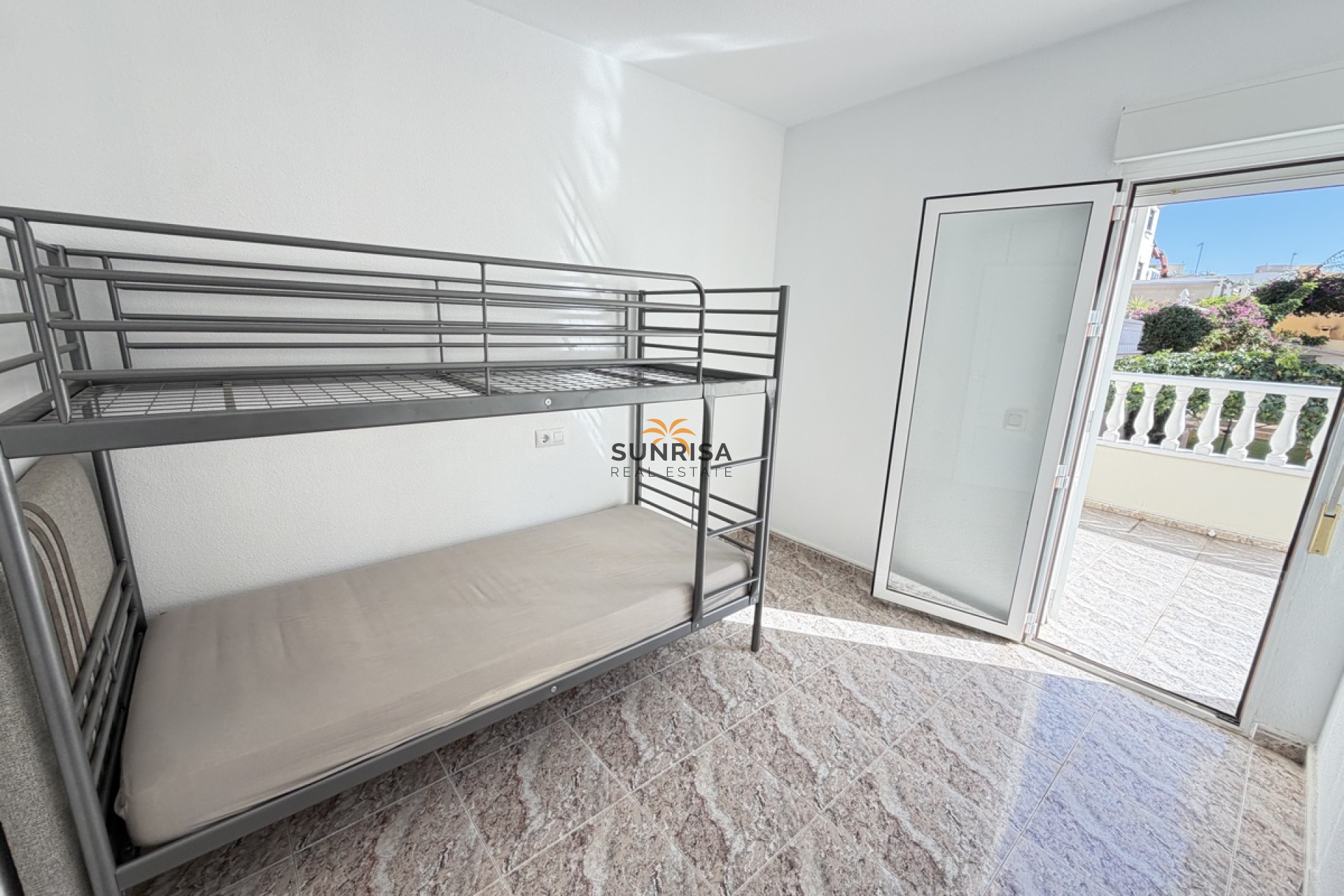 Resale - Townhouse - Villamartin